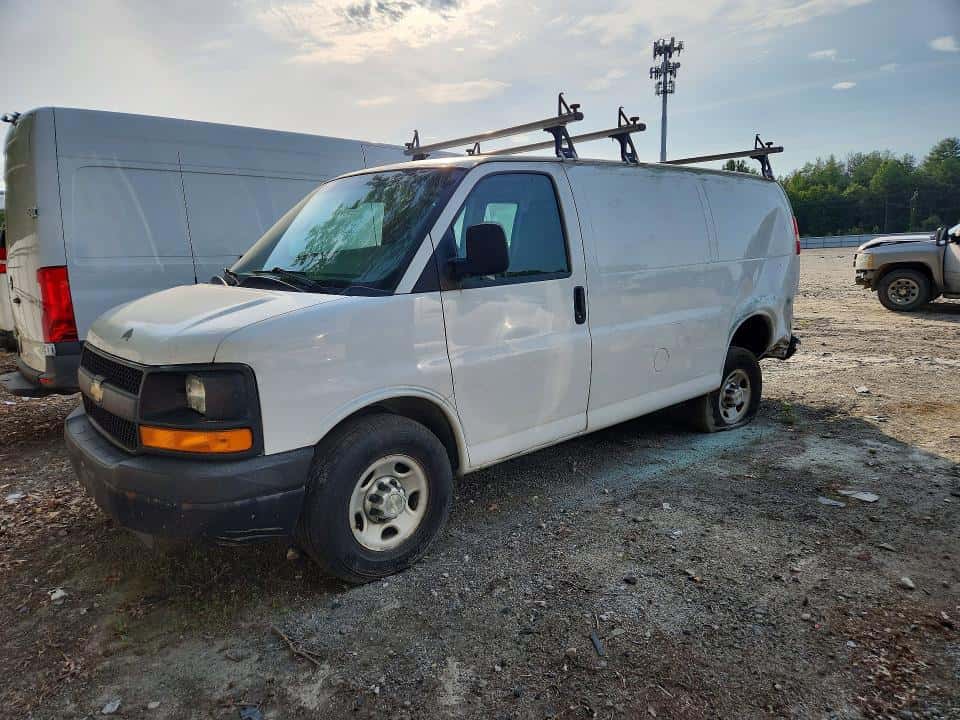 2010 CHEVROLET EXPRESS 2500