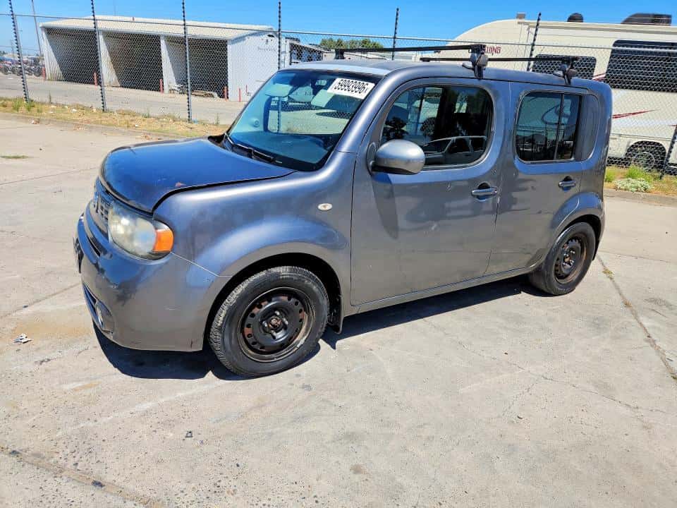 2013 NISSAN CUBE