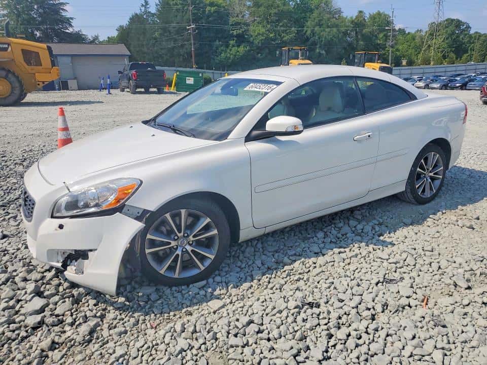 2013 VOLVO C70