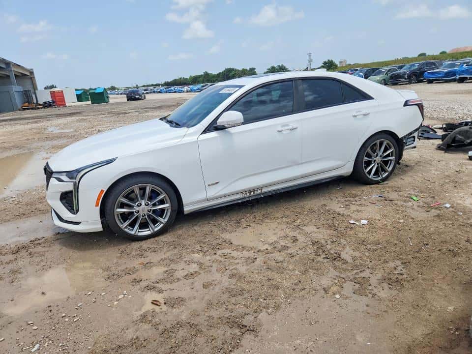 2020 CADILLAC CT4