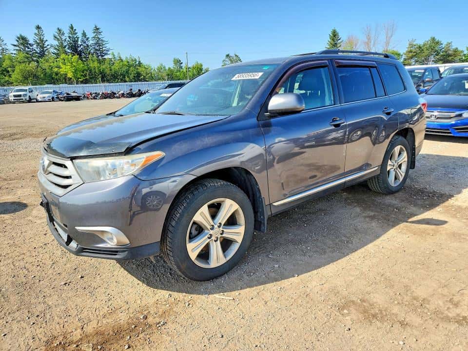 2013 TOYOTA HIGHLANDER