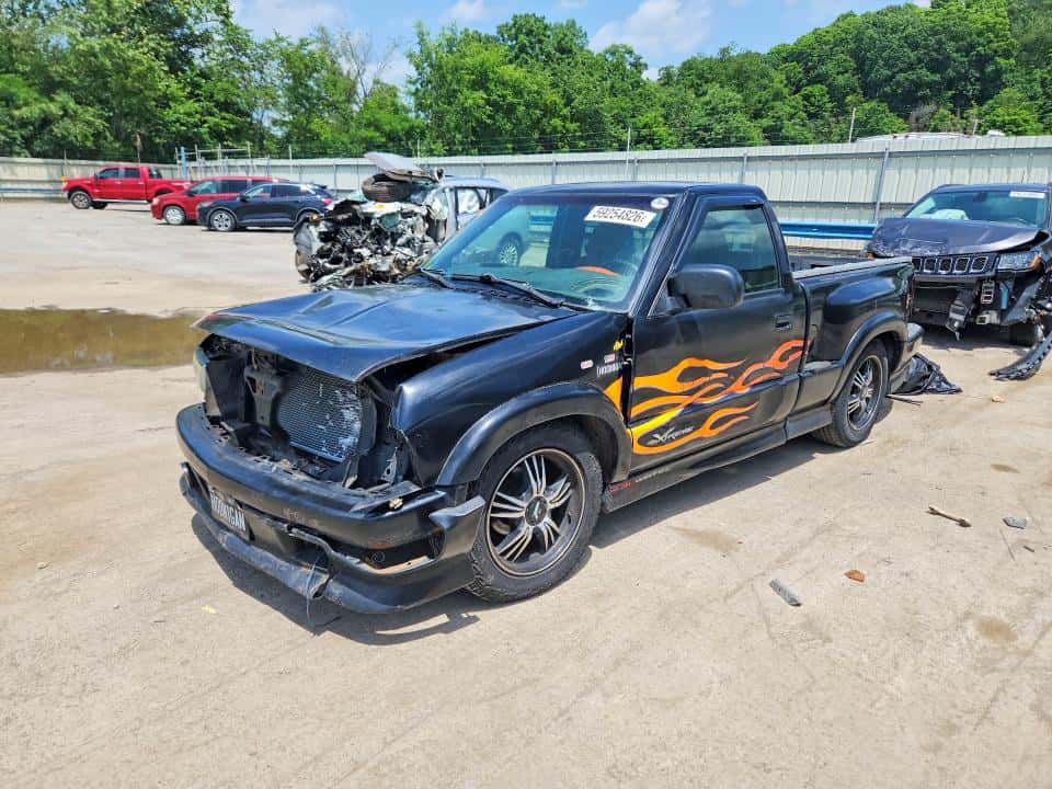 2003 CHEVROLET S TRUCK
