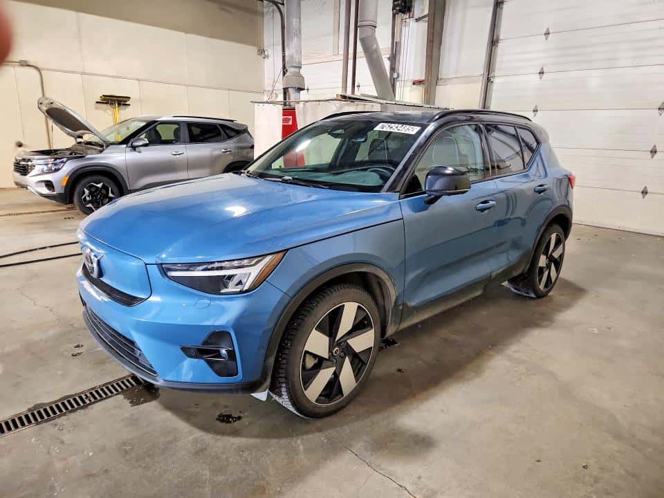 2023 VOLVO XC40 RECHARGE