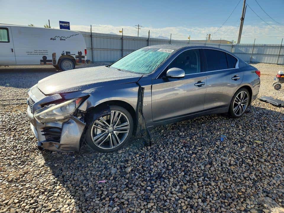 2014 INFINITI Q50
