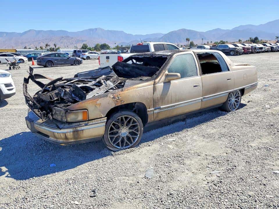 1996 CADILLAC DEVILLE