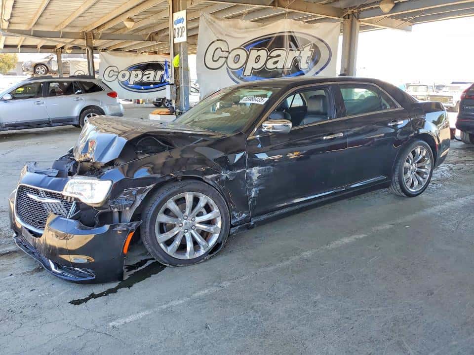 2019 CHRYSLER 300