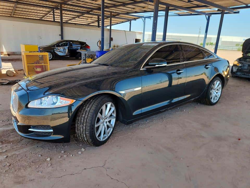 2011 JAGUAR XJ SERIES