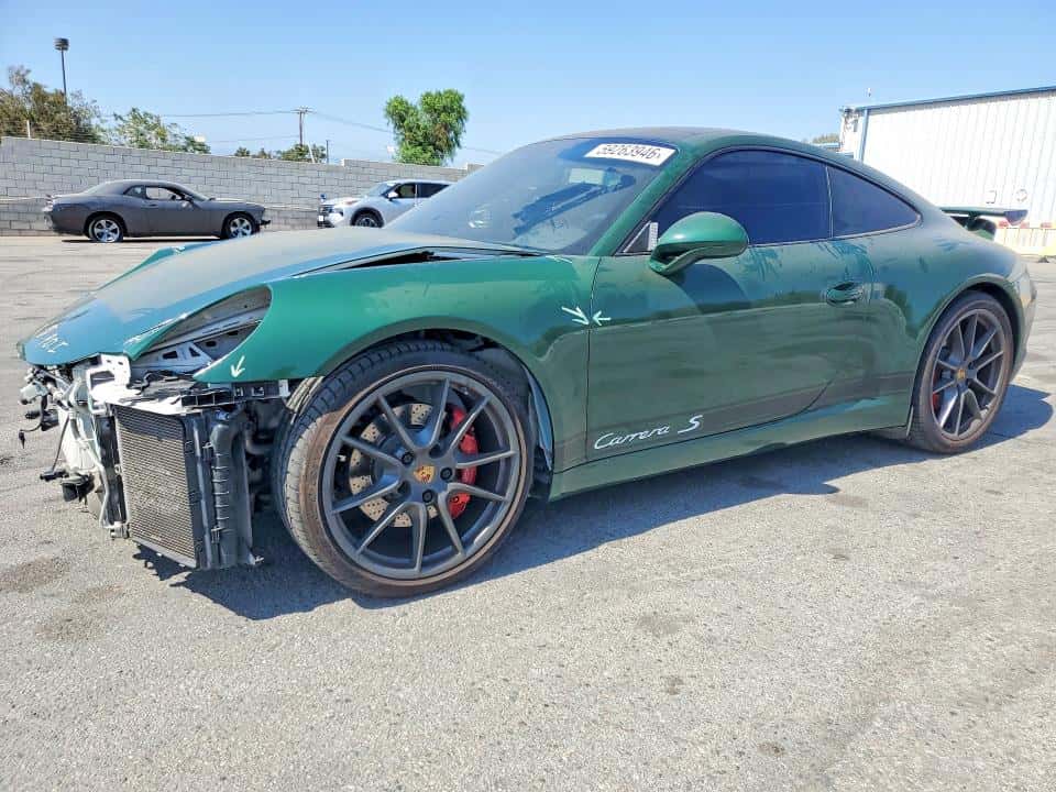 2016 PORSCHE 911