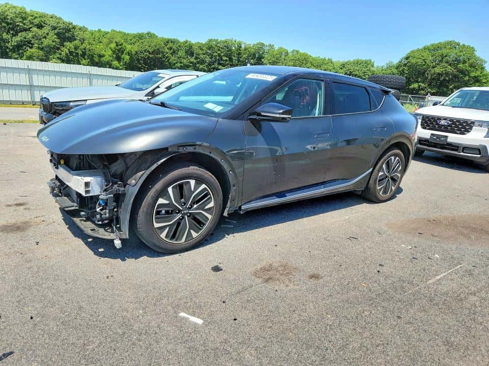 2023 KIA EV6
