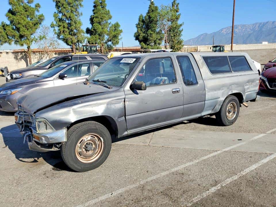 1991 TOYOTA PICKUP