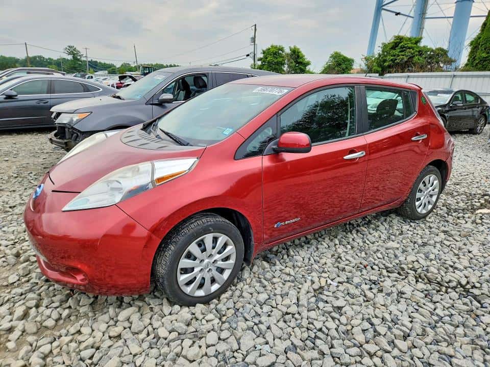 2015 NISSAN LEAF