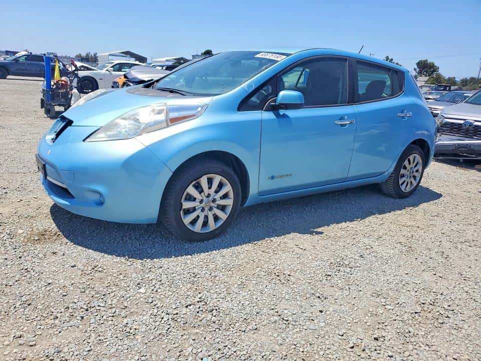 2015 NISSAN LEAF
