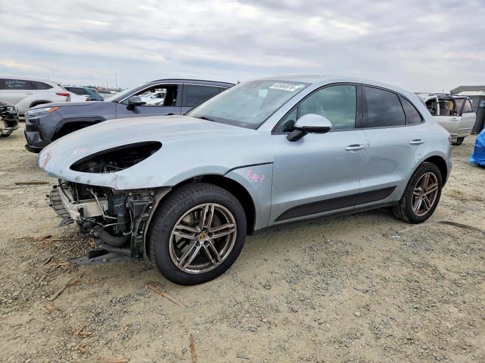 2019 PORSCHE MACAN