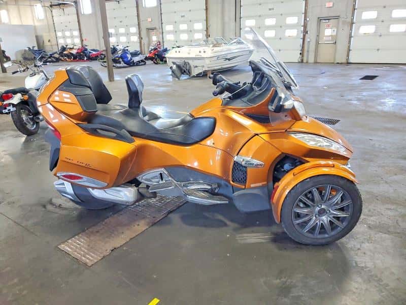 2014 INNE SPYDER