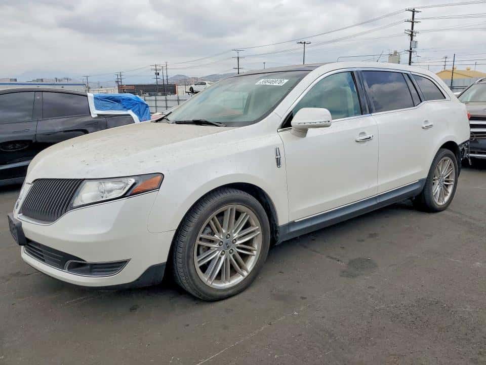 2014 LINCOLN MKT
