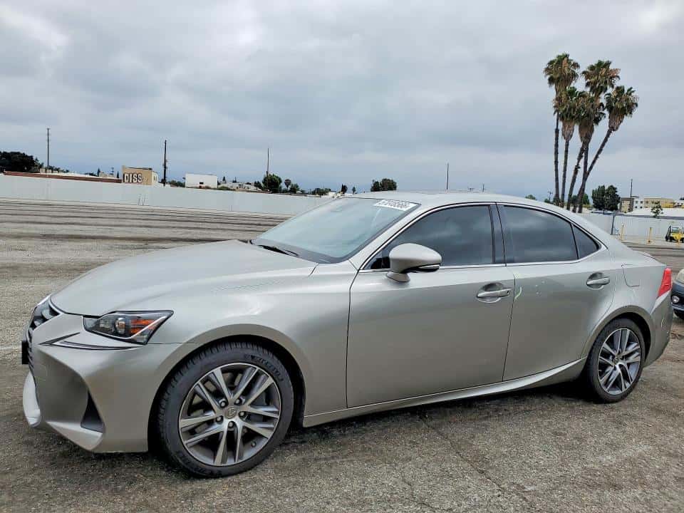 2020 LEXUS IS 300