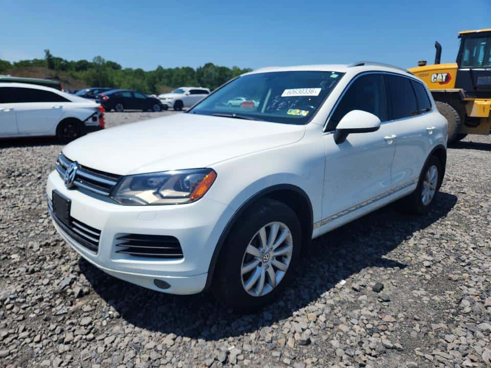 2012 VOLKSWAGEN TOUAREG