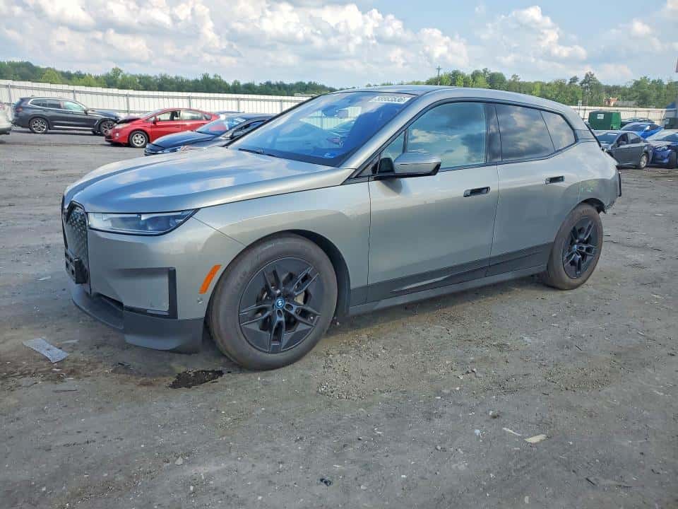 2023 BMW IX