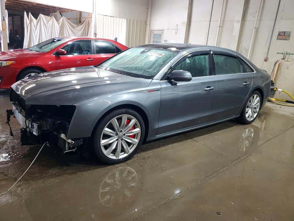 2016 AUDI A8