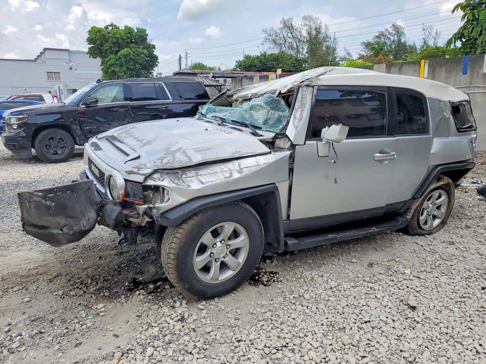 2007 TOYOTA FJ CRUISER