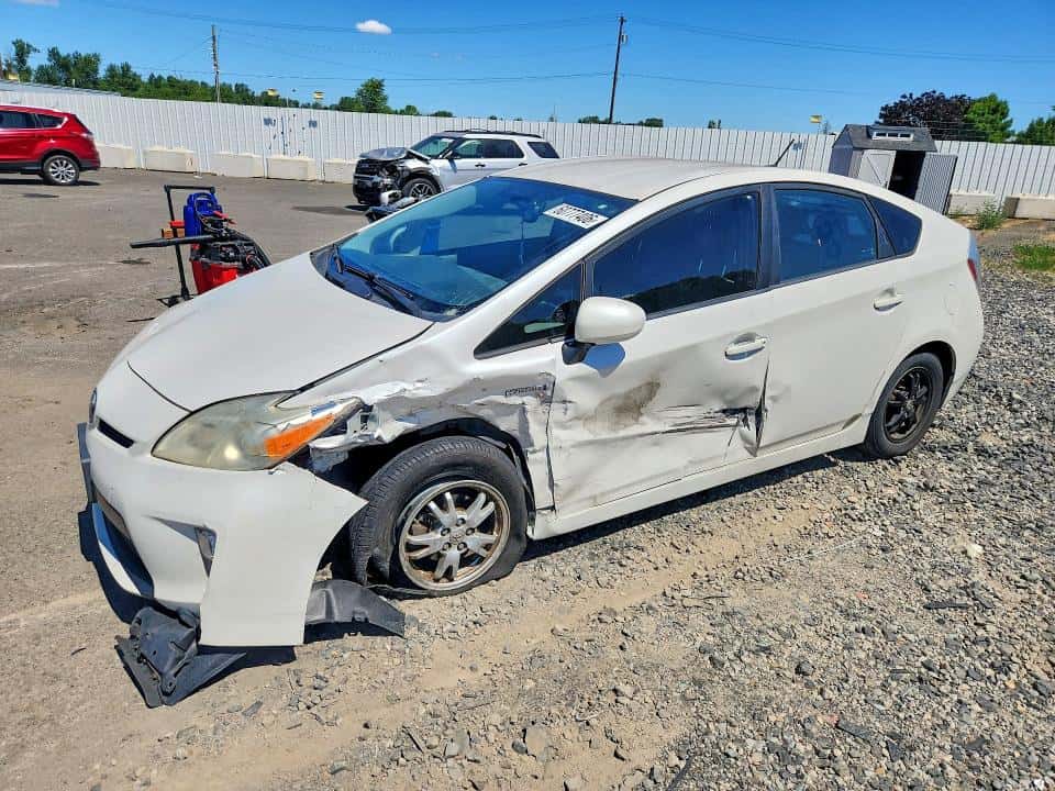 2013 TOYOTA PRIUS