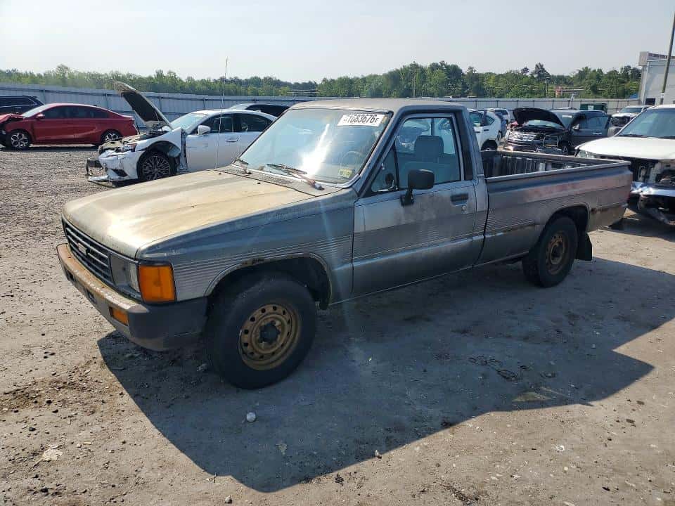 1986 TOYOTA PICKUP