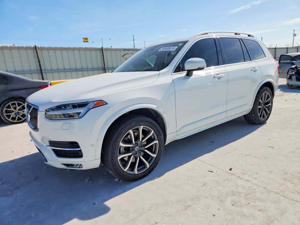2018 VOLVO XC90