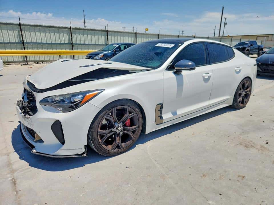 2019 KIA STINGER