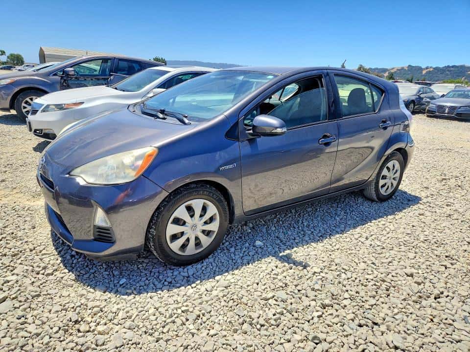 2013 TOYOTA PRIUS C