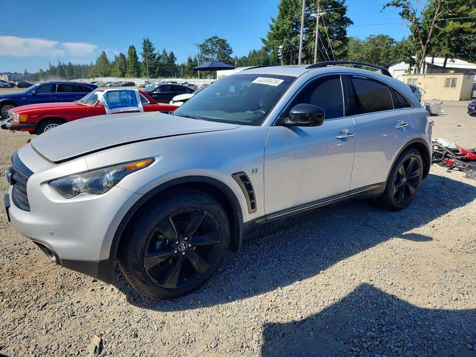 2016 INFINITI QX70