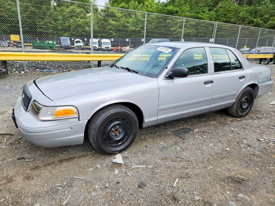 2005 FORD CROWN VICTORIA