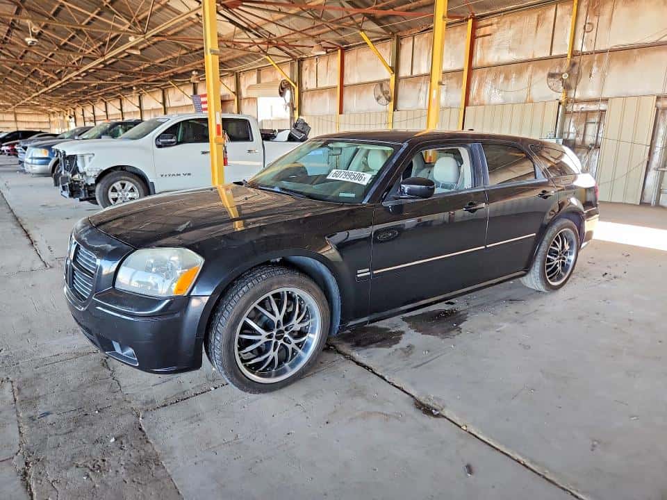 2005 DODGE MAGNUM