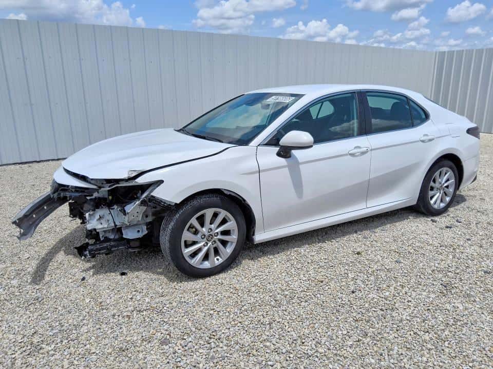2023 TOYOTA CAMRY