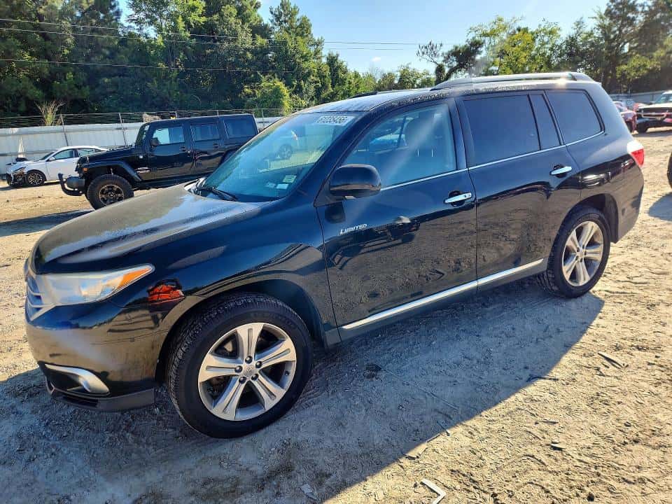 2013 TOYOTA HIGHLANDER