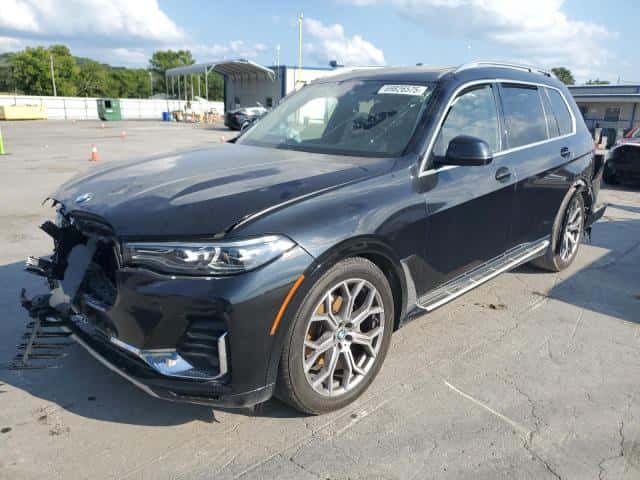 2021 BMW X7