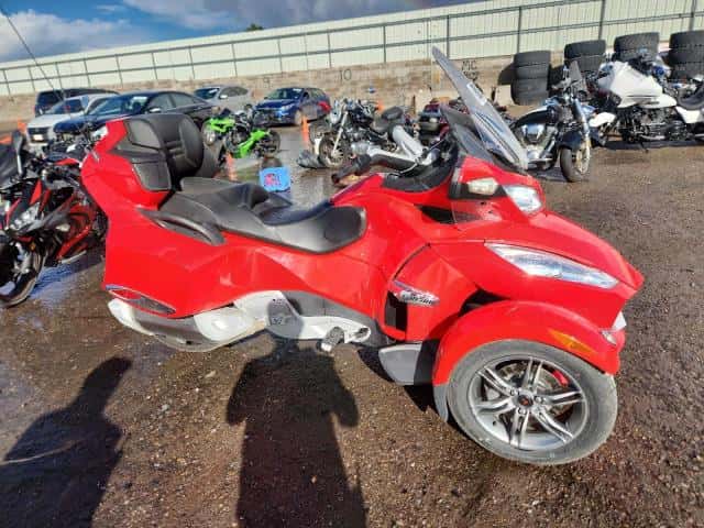 2012 INNE SPYDER ROADSTER