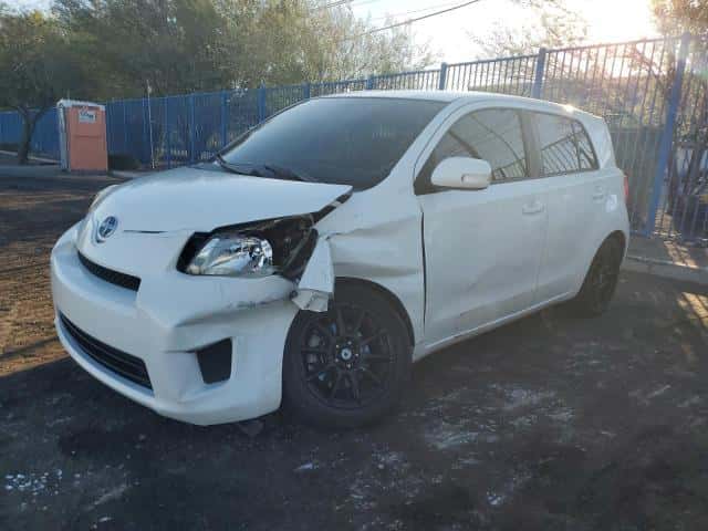 2013 TOYOTA SCION