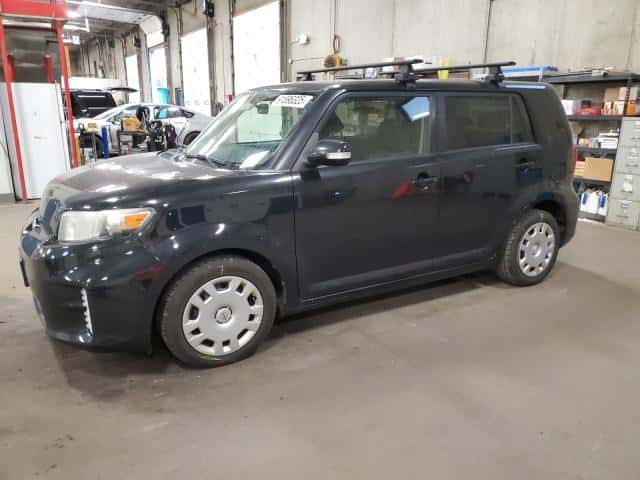 2015 TOYOTA SCION