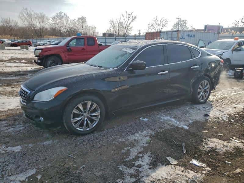 2013 INFINITI M37