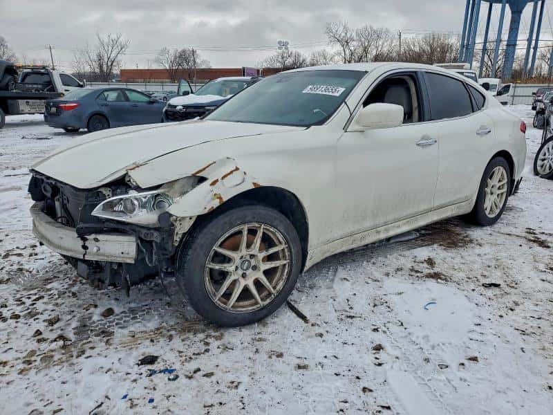2012 INFINITI M37